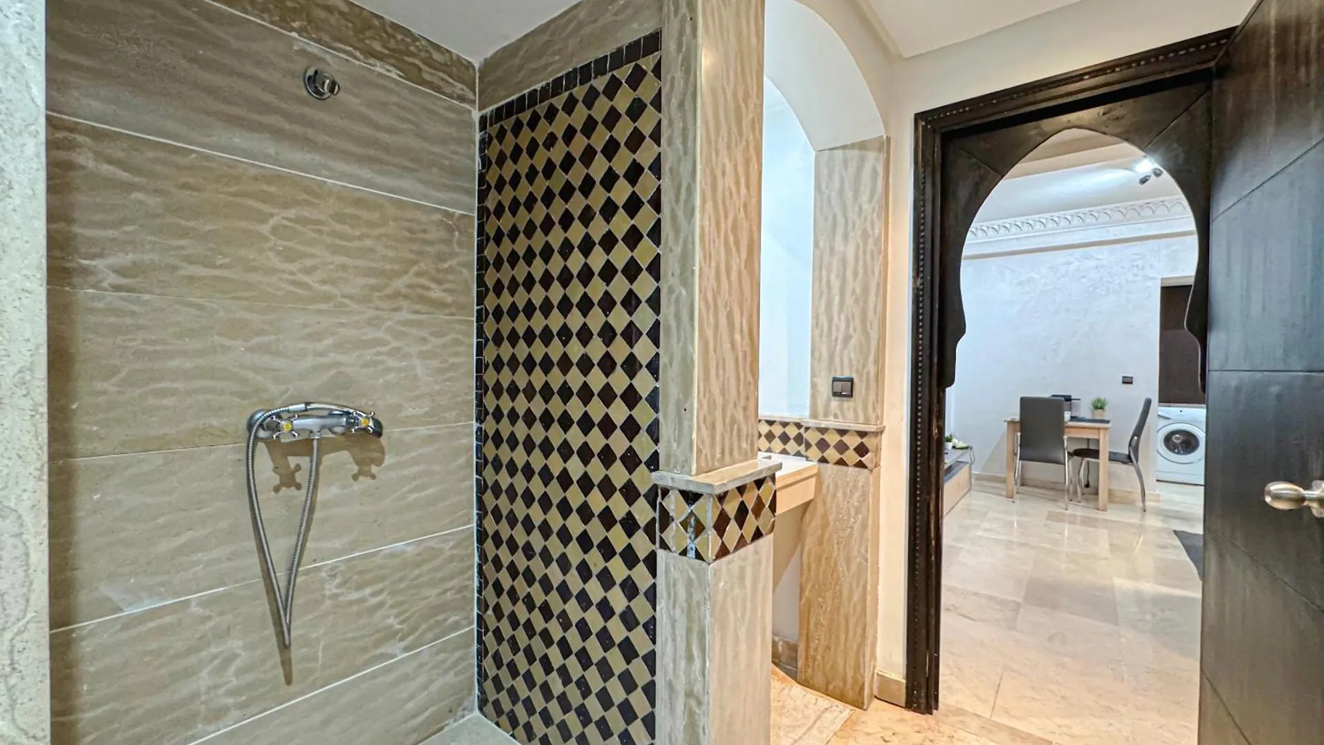 Studio Moderne Avec Terrasse, Piscine Et Parking A Gueliz, Marrakech Marakéš Apartmán